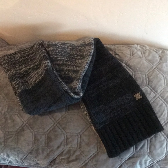 lululemon athletica Accessories - Lululemon Cashmere Wool blend Scarf
